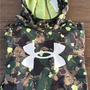 NWT Under Armour Green and Brown Camo Hoodie Youth Large
